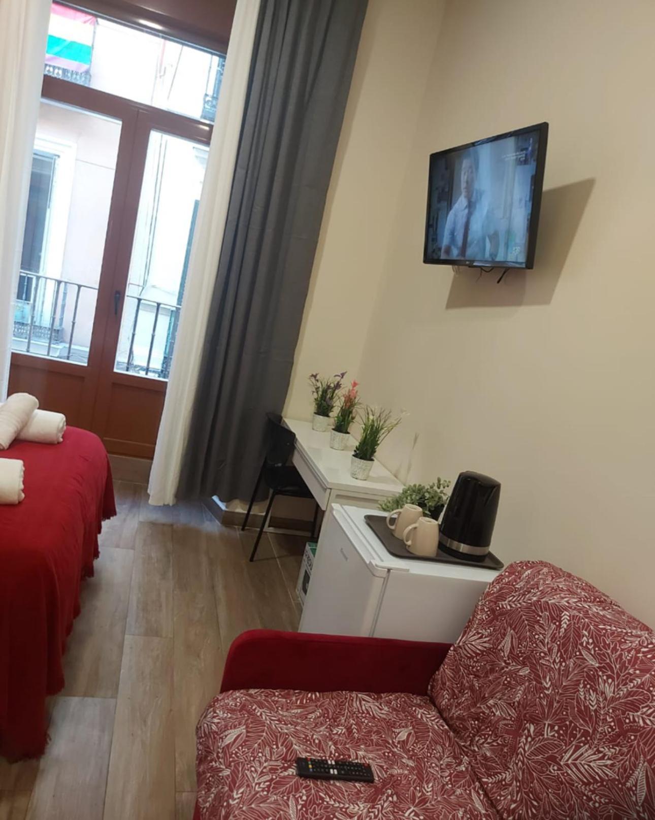 Hostal “ Infantas” Madrid Eksteriør billede